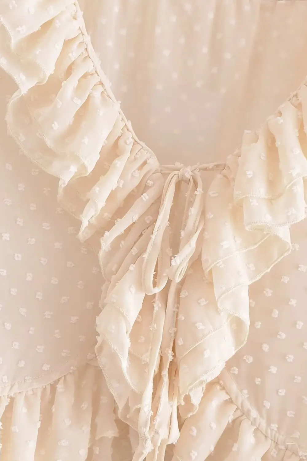 'Ivy' V-Neck Ruffled Short Blouse