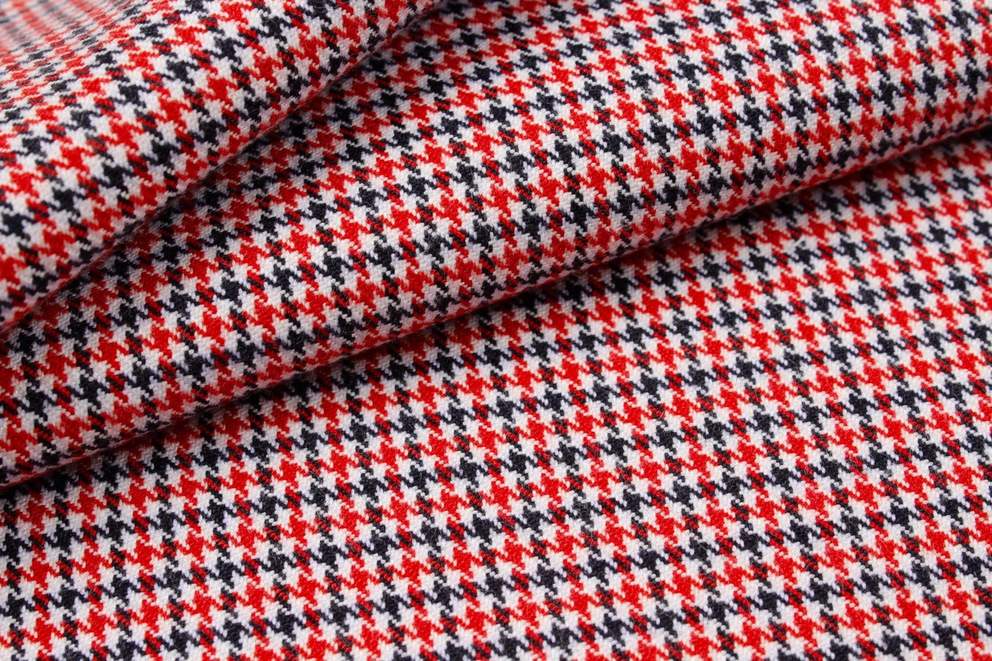 Stretch Poly Viscose - Small Houndstooth